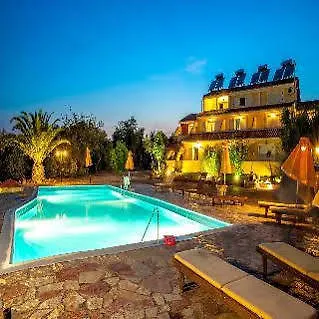 Pegasus Hotel Karavádhos